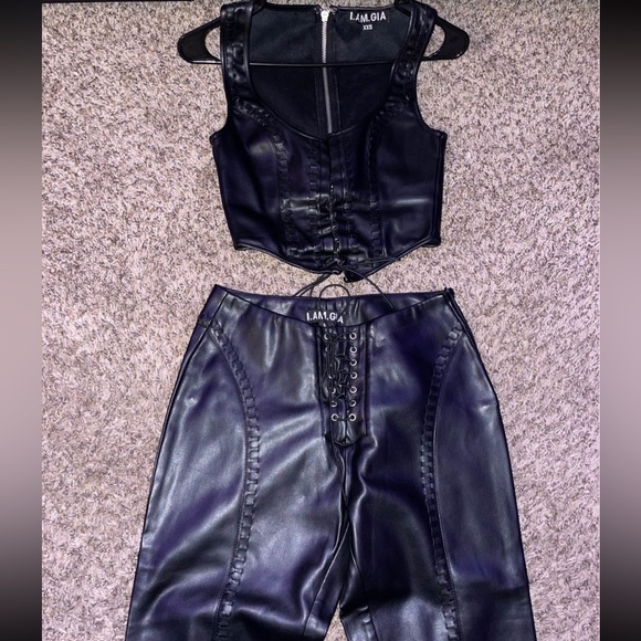 I.AM.GIA. Set - Picture 5 of 5